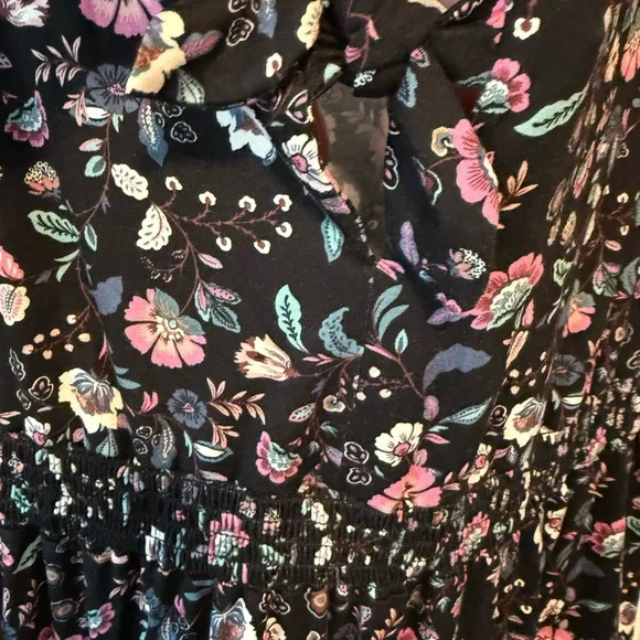 Torrid Super Soft Jersey Floral Top 2X nwt - Picture 3 of 6